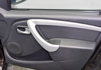 Подержанный автомобиль LADA (ВАЗ) Largus Wagon 2015 года (23 фото)