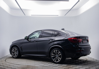 Подержанный автомобиль BMW X6 2014 года (3 фото)