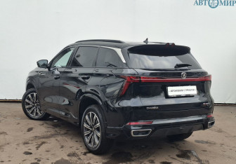 Подержанный автомобиль Changan CS75PLUS 2024 года (7 фото)