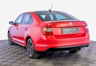 Подержанный автомобиль Skoda Rapid Liftback 2019 года (7 фото)