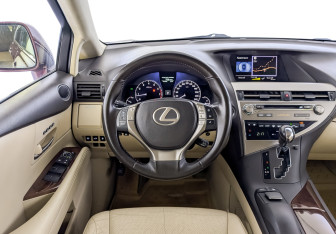 Подержанный автомобиль Lexus RX 2012 года (21 фото)