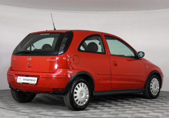 Подержанный автомобиль Opel Corsa 2006 года (5 фото)
