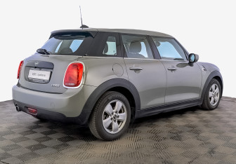Подержанный автомобиль MINI Hatch 2020 года (5 фото)