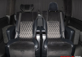 Подержанный автомобиль Volkswagen Multivan 2016 года (10 фото)