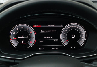 Подержанный автомобиль Audi Q5 2025 года (19 фото)