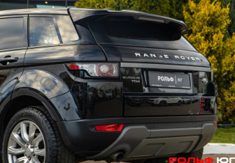 Подержанный автомобиль Land Rover Range Rover Evoque 2014 года (19 фото)
