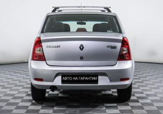 Подержанный автомобиль Renault Logan Sedan 2012 года (4 фото)