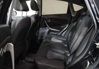 Подержанный автомобиль FAW Besturn X80 2018 года (14 фото)