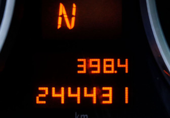 Подержанный автомобиль Opel Zafira Compactvan 2012 года (15 фото)