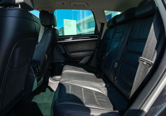 Новый Volkswagen Touareg 2016 (10 фото)
