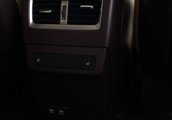 Подержанный автомобиль Lexus RX 2020 года (14 фото)