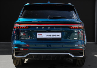 Подержанный автомобиль Geely Monjaro 2023 года (5 фото)