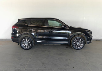 Подержанный автомобиль Geely Atlas Pro 2023 года (8 фото)