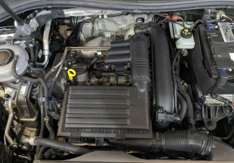 Подержанный автомобиль Volkswagen Tiguan 2020 года (9 фото)