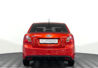Подержанный автомобиль Kia Rio Sedan 2010 года (6 фото)
