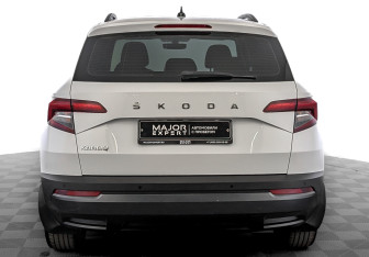 Подержанный автомобиль Skoda Karoq 2020 года (6 фото)