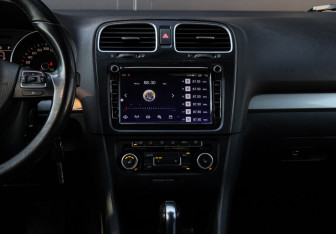 Подержанный автомобиль Volkswagen Golf Hatchback 2012 года (9 фото)