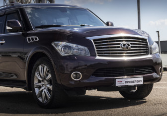 Подержанный автомобиль Infiniti QX56 2012 года (5 фото)