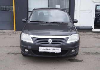 Подержанный автомобиль Renault Logan Sedan 2010 года (2 фото)