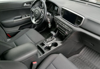 Подержанный автомобиль Kia Sportage 2021 года (9 фото)