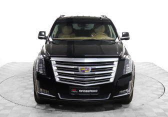 Подержанный автомобиль Cadillac Escalade Suv 2016 года (2 фото)
