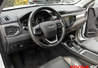 Подержанный автомобиль Chery Tiggo 4 2022 года (17 фото)