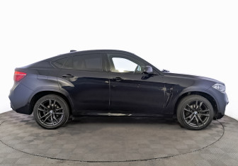 Подержанный автомобиль BMW X6 2018 года (4 фото)