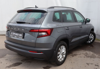 Подержанный автомобиль Skoda Karoq 2020 года (4 фото)