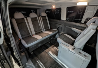 Подержанный автомобиль Mercedes-Benz Viano 2011 года (17 фото)