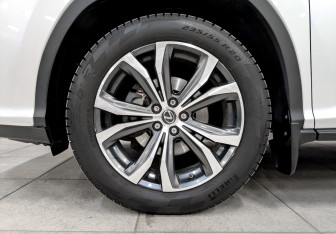 Подержанный автомобиль Lexus RX 2018 года (18 фото)