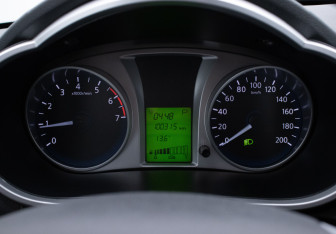 Подержанный автомобиль Datsun mi-DO 2015 года (12 фото)