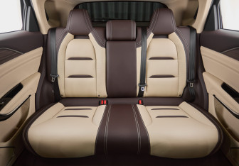 Новый FAW Bestune T77 2023 (24 фото)