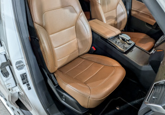 Подержанный автомобиль Mercedes-Benz GLE 2016 года (24 фото)