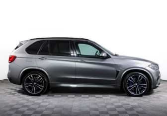 Подержанный автомобиль BMW X5 M 2018 года (4 фото)