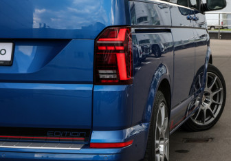 Подержанный автомобиль Volkswagen Multivan 2020 года (29 фото)
