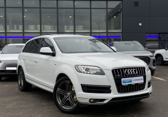 Подержанный автомобиль Audi Q7 2014 года (3 фото)