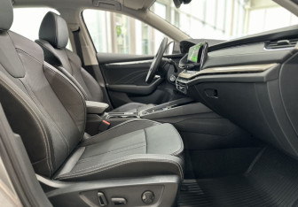 Новый Skoda Octavia Liftback 2025 (14 фото)