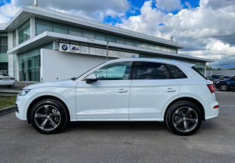 Подержанный автомобиль Audi Q5 2019 года (8 фото)