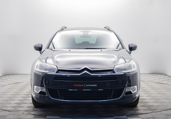 Подержанный автомобиль Citroen C5 Wagon 2011 года (8 фото)