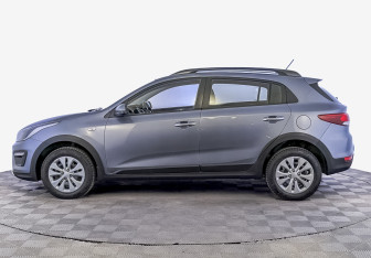 Подержанный автомобиль Kia Rio Hatchback 2019 года (8 фото)