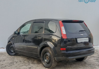 Подержанный автомобиль Ford C-MAX 2006 года (7 фото)