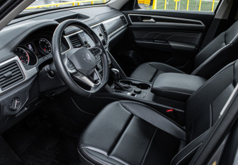 Подержанный автомобиль Volkswagen Teramont 2021 года (12 фото)