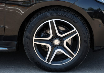 Подержанный автомобиль Mercedes-Benz GLE 2016 года (30 фото)