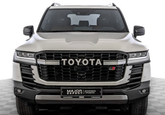 Подержанный автомобиль Toyota Land Cruiser Suv 2022 года (2 фото)
