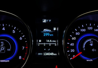 Подержанный автомобиль Hyundai Santa Fe 2013 года (16 фото)