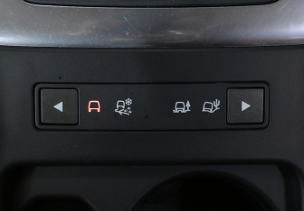 Подержанный автомобиль Land Rover Freelander 2012 года (17 фото)