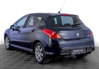 Подержанный автомобиль Peugeot 308 Hatchback 2010 года (7 фото)
