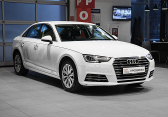 Подержанный автомобиль Audi A4 Sedan 2016 года (3 фото)