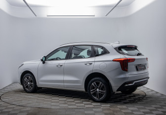 Подержанный автомобиль Haval Jolion 2023 года (7 фото)