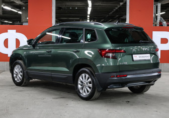 Подержанный автомобиль Skoda Karoq 2020 года (7 фото)